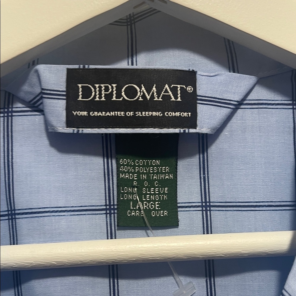 Diplomat Men's Light Blue Checkered Pajamas NWOT Never Worn - Picture 2 of 4